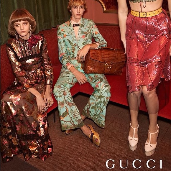 GUCCI
Malaga Kid T Strap Platform Pumps 40.5 Porcelain Rose size 6 nude - Picture 10 of 14